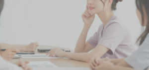 【例文あり】看護学生・助産学生カンファレンスのセリフ集|司会・発表・質疑応答までそのまま使える進行例